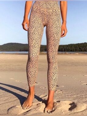 Kavala animal print cheetah butter soft leggings XS
